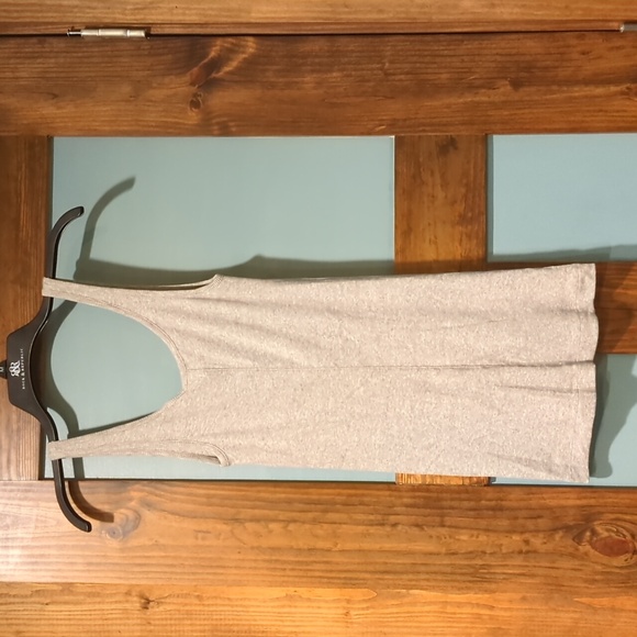 Vince. Grey tank top size Large NWT - Picture 4 of 4